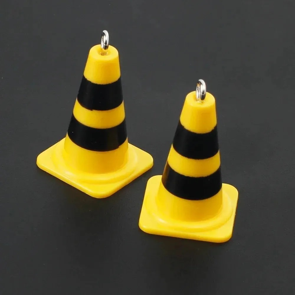10 Peças de Pingentes Engraçad - Road Traffic Cone avaliação e preço